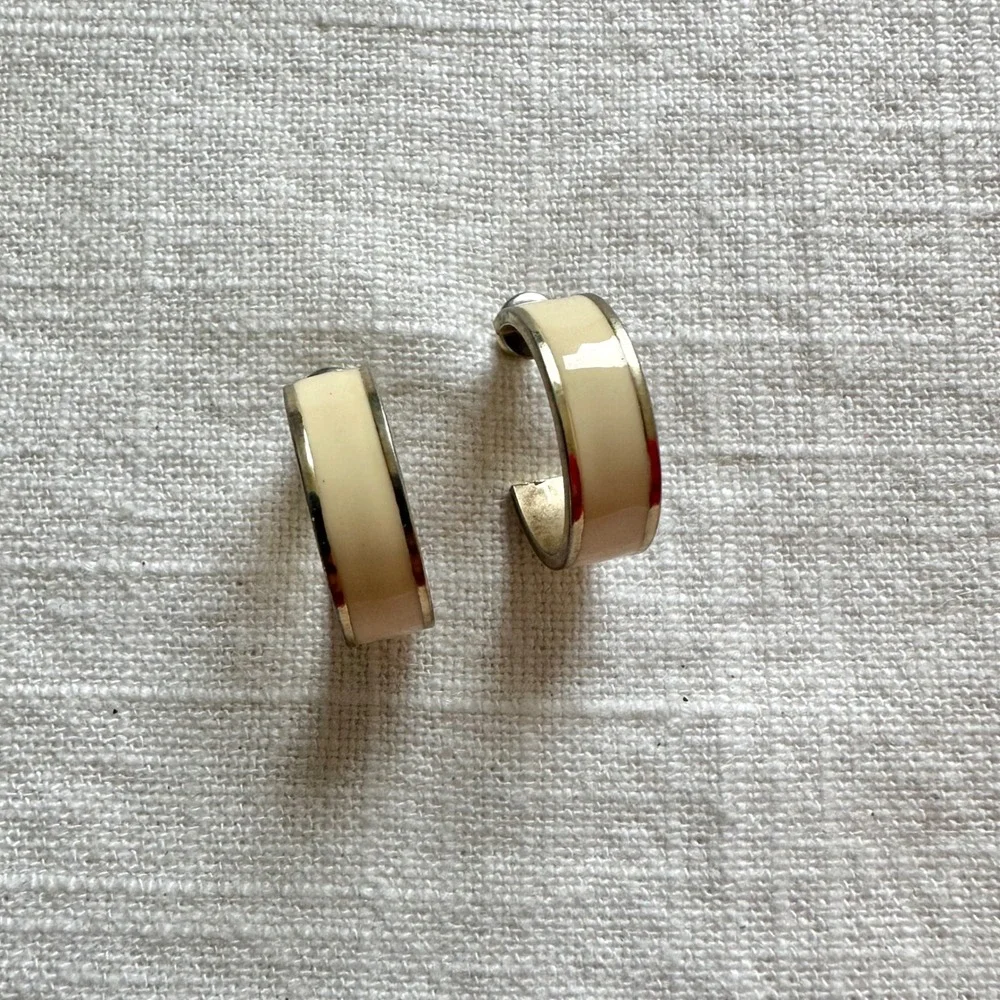 Vintage Cream Enamel Hoop Earrings Gold‎ Tone Small Hoop Earrings Women 90s
